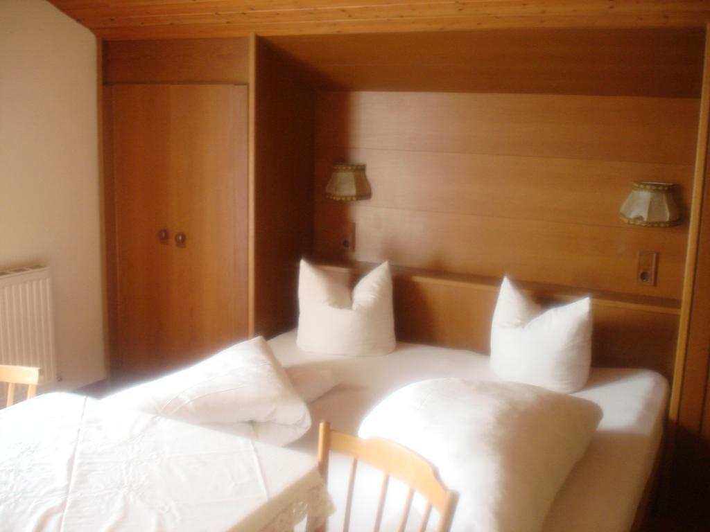 Guest house Haus Alpenblick 3*